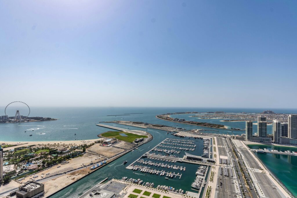 Which area to stay in Dubai: The Marina & Jumeirah Beach Residence (JBR)